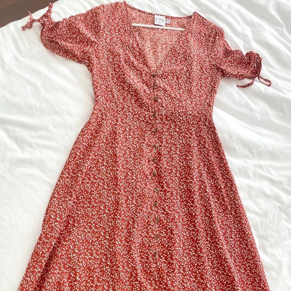 Princess Polly Red Floral Midi Dress - Picture 3 of 4